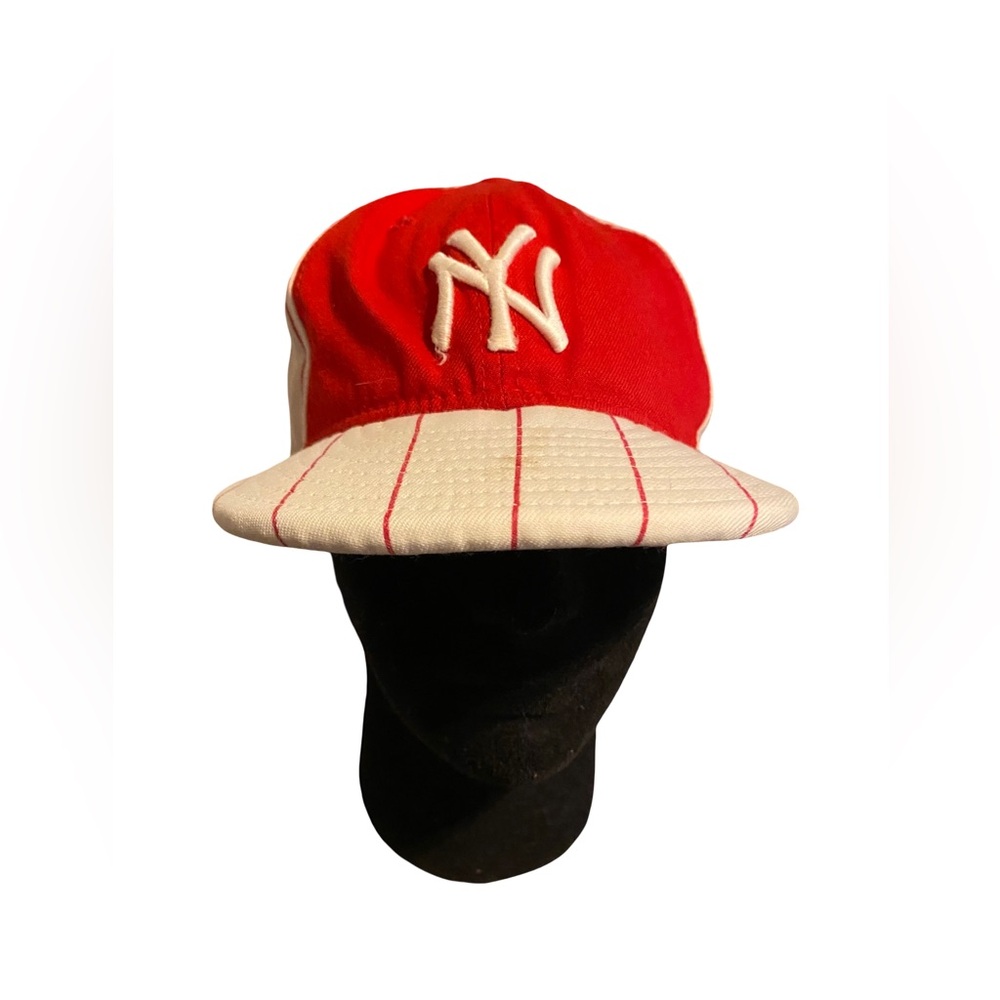 Vintage New York Yankees Red Pinstripe Hat 100% Wool New Era Fitted Size 7 5/8